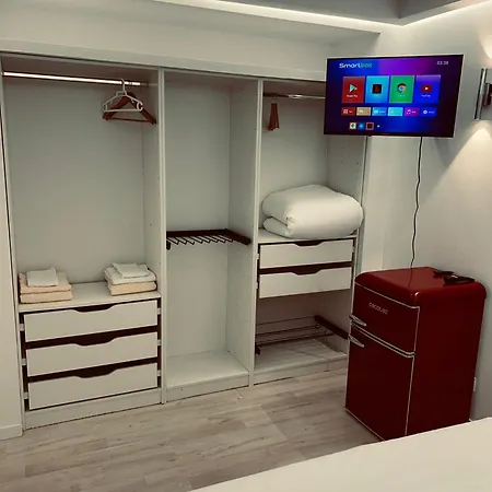 Mi Huesped Valencia, Aeropuerto Manises